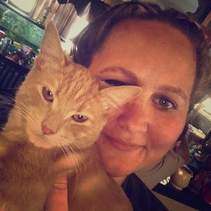 Meet your Posher, Sandy